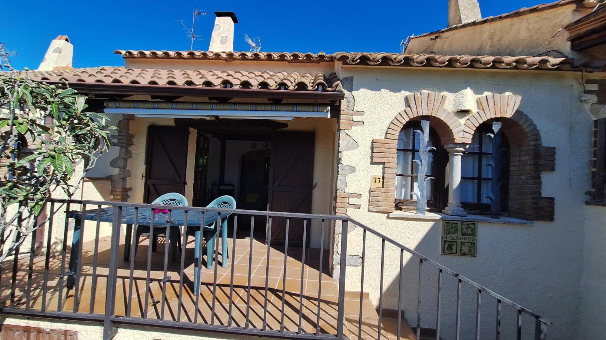 ל'אסטרטיט Les Oliveres 33 מראה חיצוני תמונה